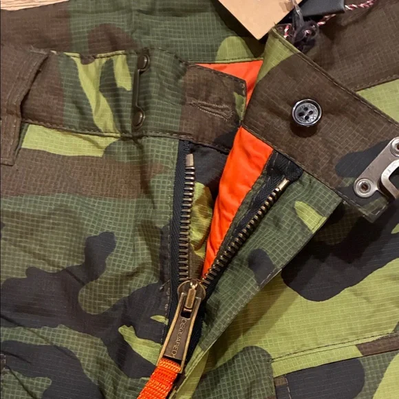 NEW DSQUARED2 Camouflage Cargo Pants - Olive and Black